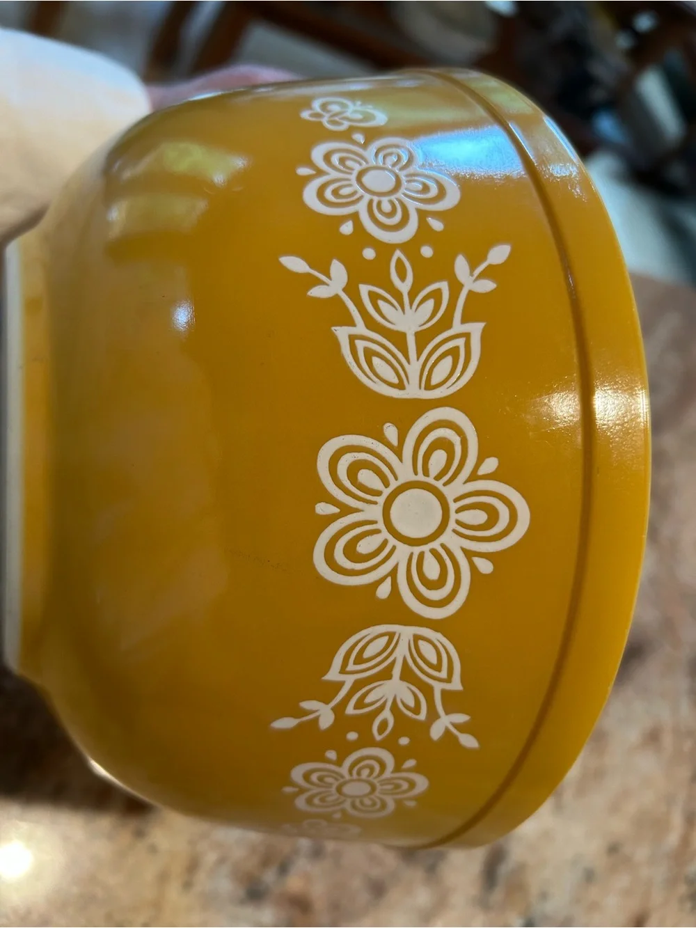 Pyrex #403 2 1/2 Qt. “Butterfly Gold” 1970’s Mixing Nesting Bowl 1970’s Flawless